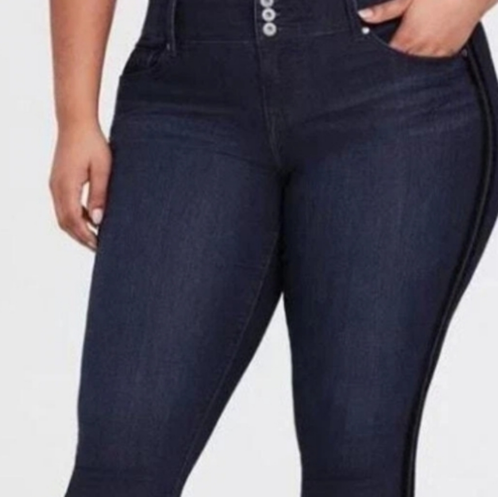 Torrid Feel The Fit Jeggings 30R